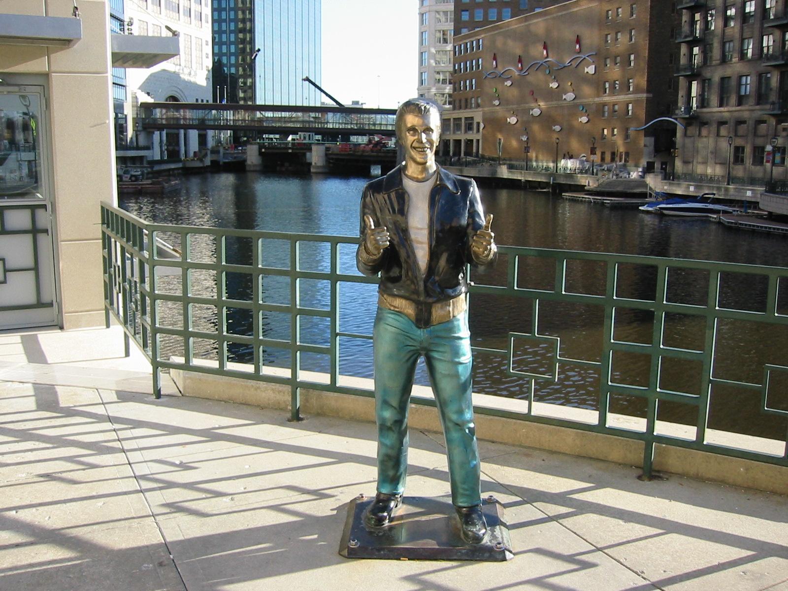 1591995251The-Bronze-Fonz