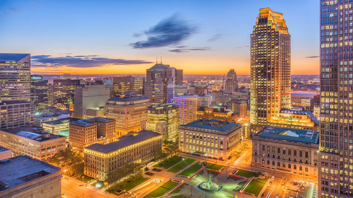 Cleveland-Ohio-USA-downtown-cityscape-at-dawn