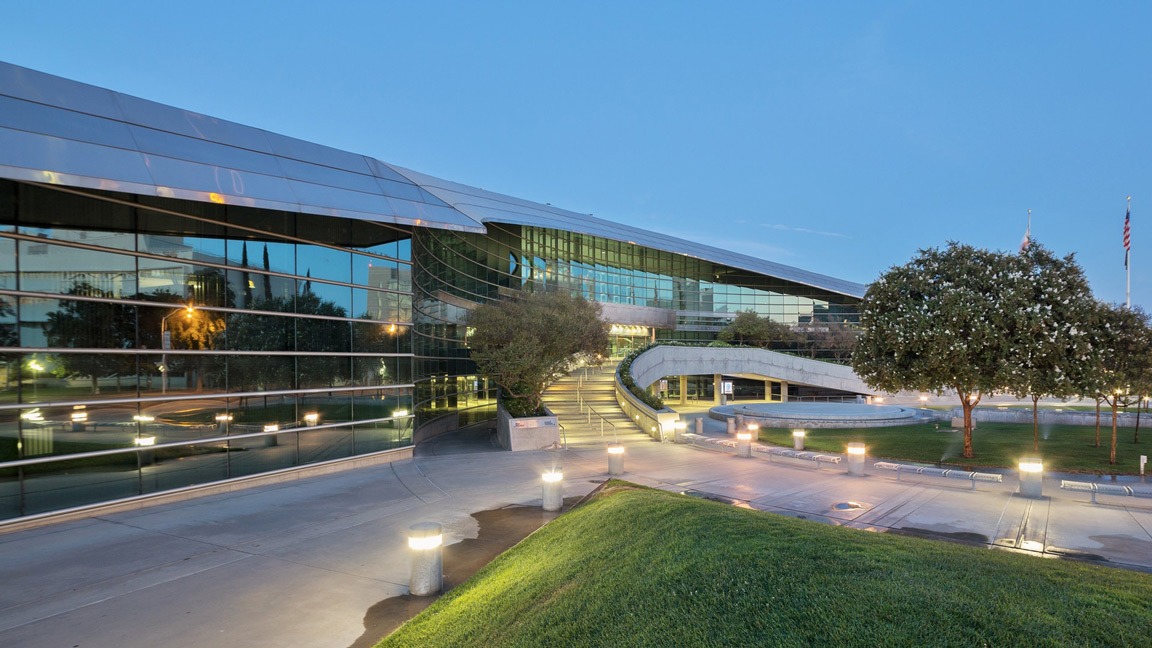 Fresno-City-Hall