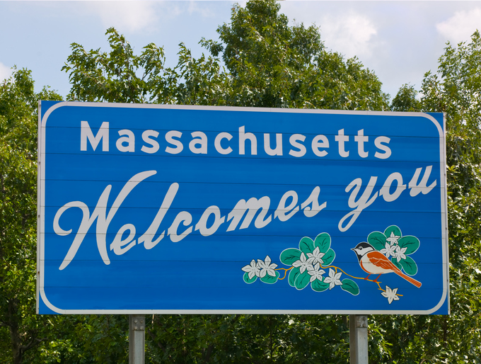 Massachusetts-welcome-sign