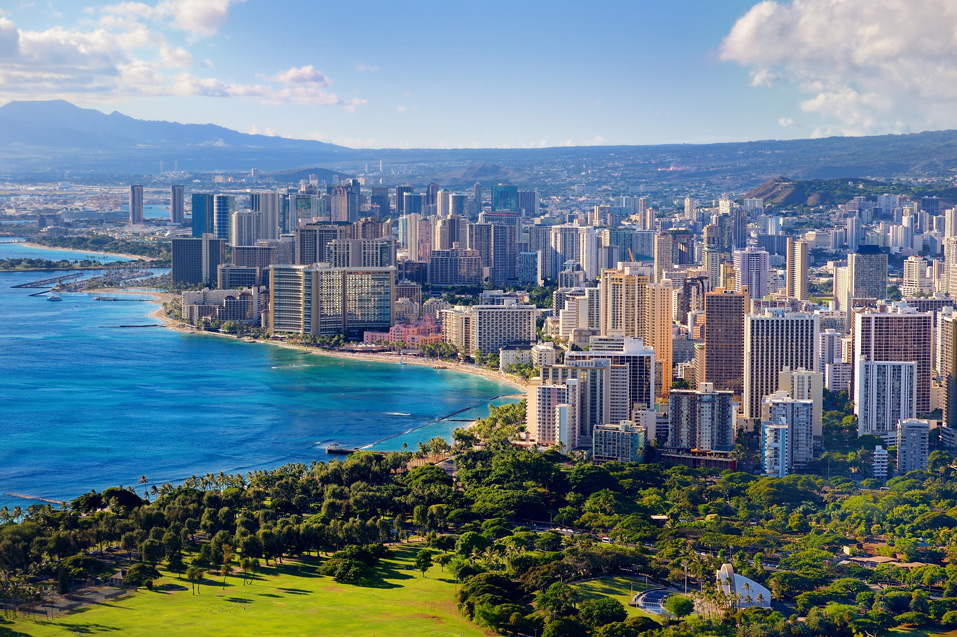 Spectacular-view-of-Honolulu-city-Oahu-Hawaii