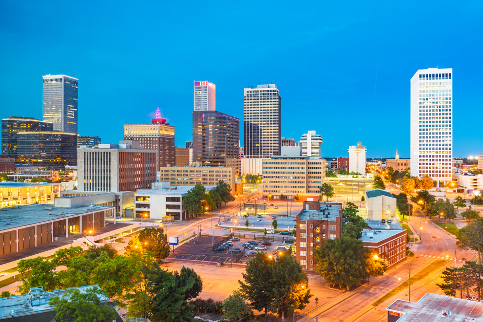 Tulsa-Oklahoma-USA-downtown-city-skyline-at-twilight